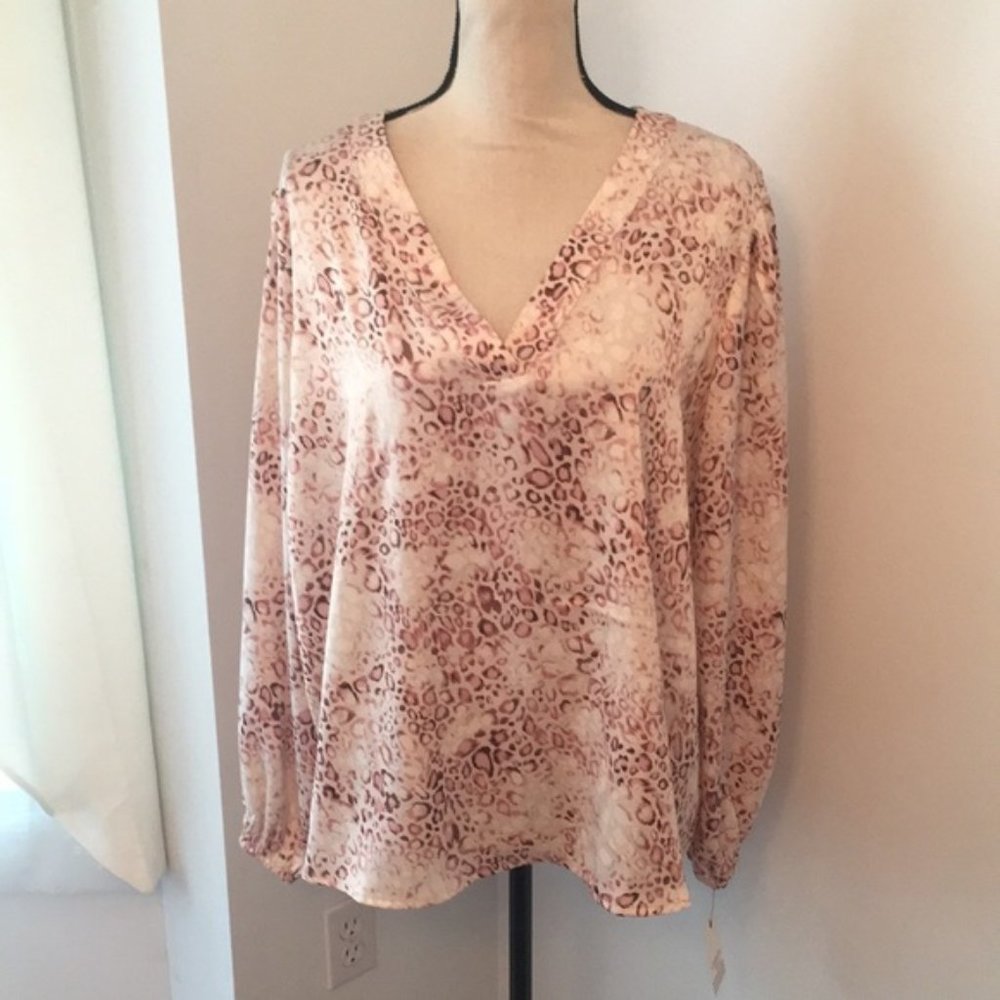 NWT 1X top by Ophelia Roe